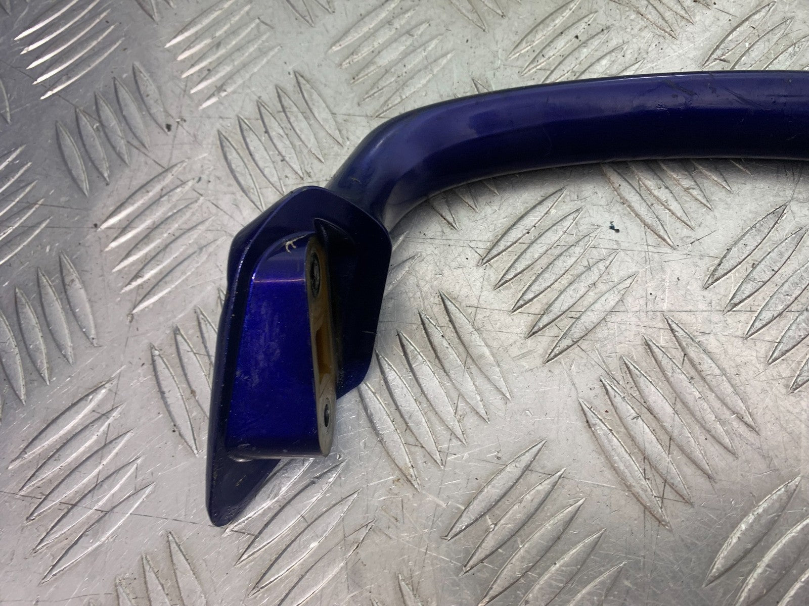 SUZUKI GSF600 GSF 600 BANDIT GRAB RAIL  2000-2004 (CMB1269)