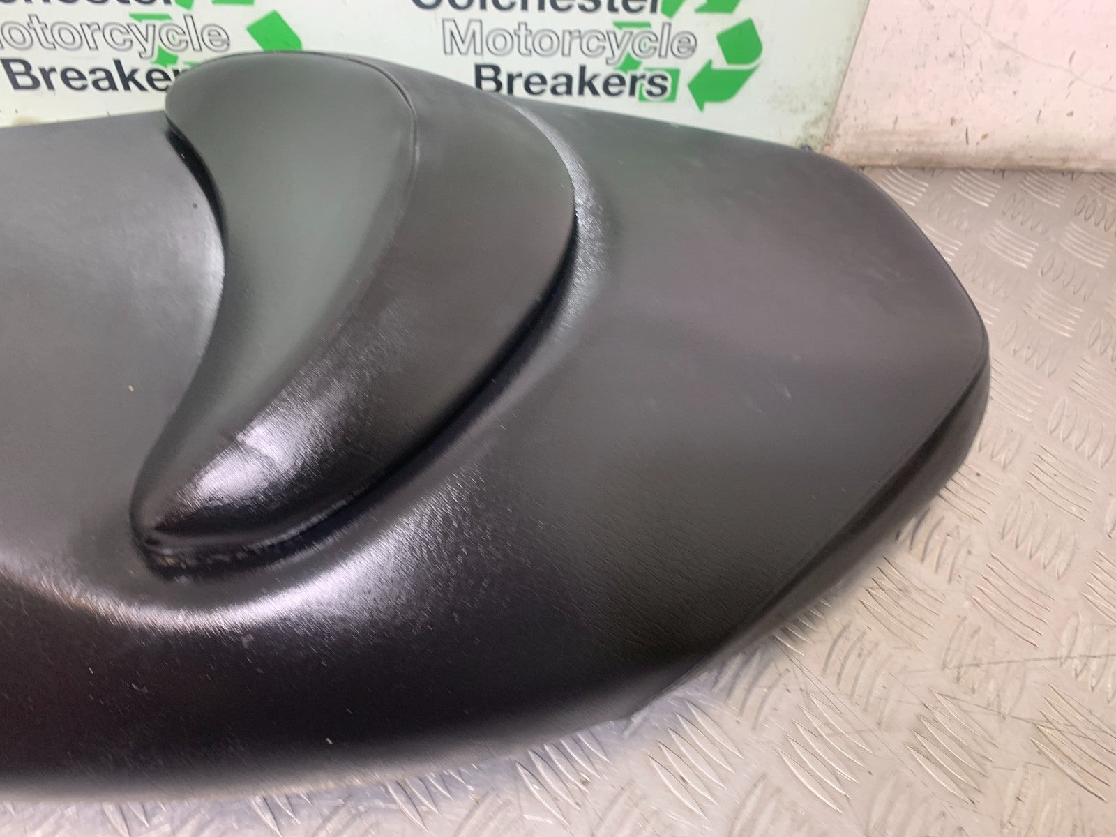 SUZUKI AN 200 UH 200 SEAT BURGMAN YEAR 2007-2009 (CMB1256)