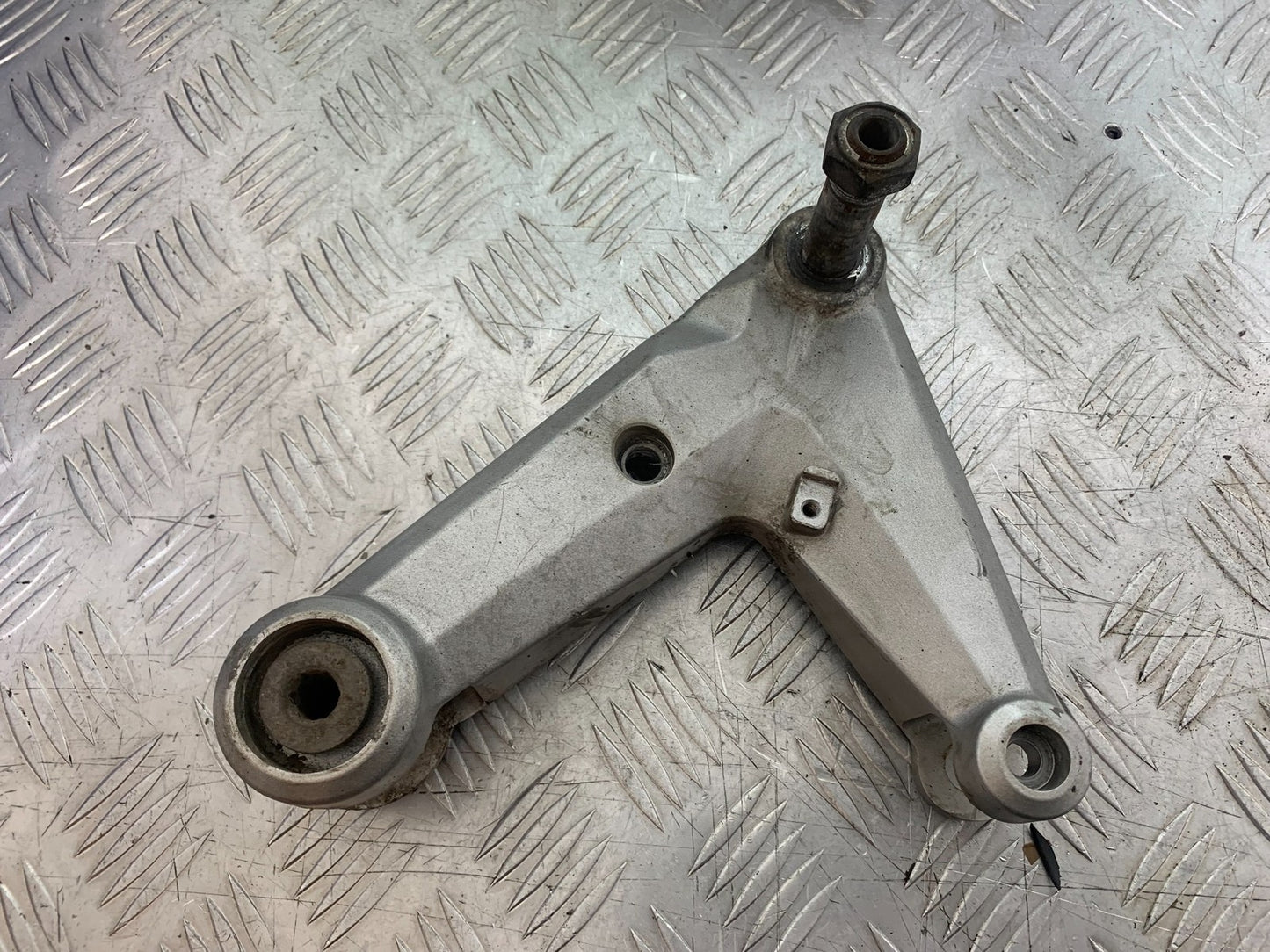 KAWASAKI GTR1400 GTR 1400 SWINGARM BRACKET   YEAR 2007-2009 (CMB1174)