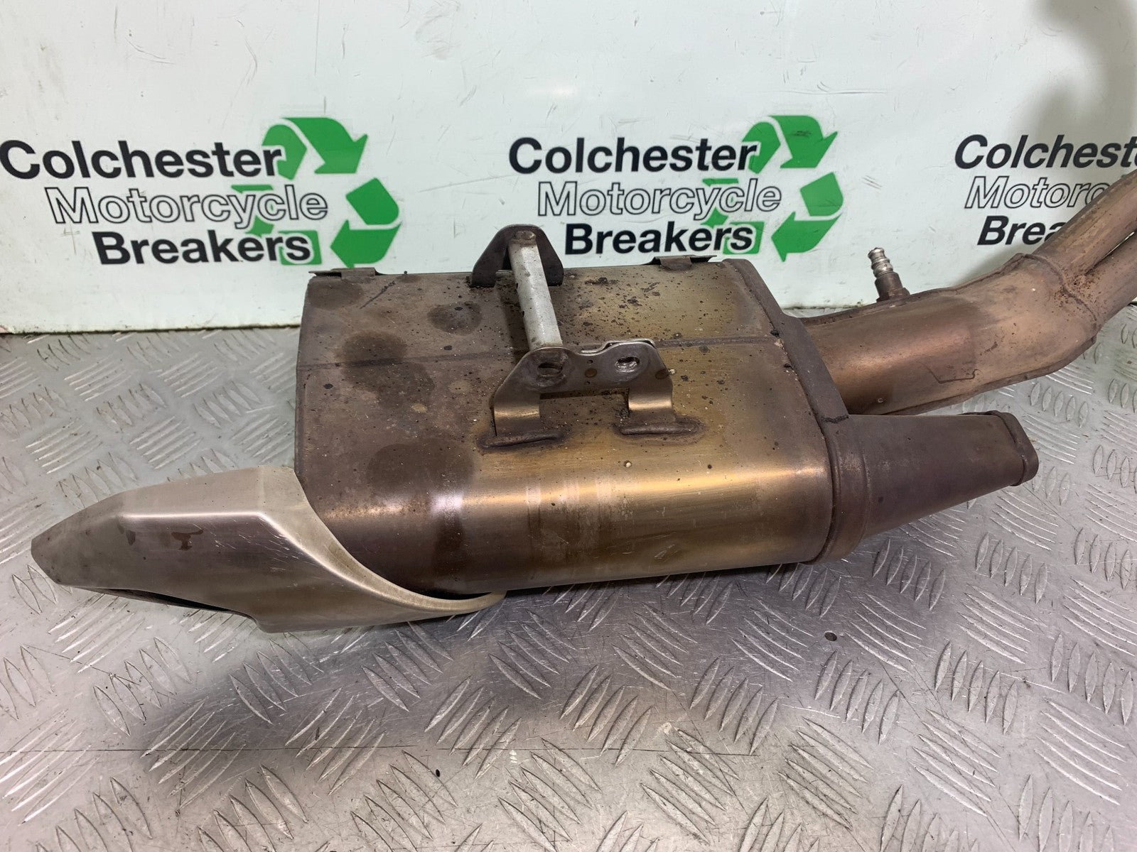 KAWASAKI ER6 N EXHAUST  YEAR 2012-2017 (CMB1324)