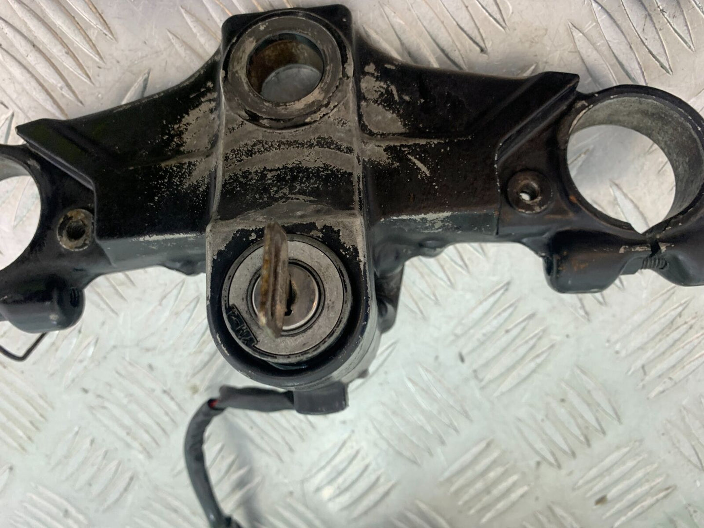 YAMAHA FJ1100 FJ 1100 LOCKS AND KEY YEAR 1984-1985 (CMB1101)