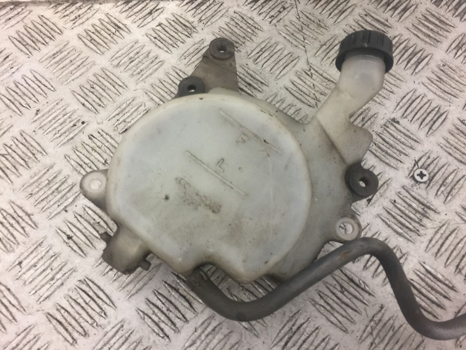 KAWASAKI VN900 VN 900 CUSTOM COOLANT BOTTLE YEAR 2010 (STOCK 387)