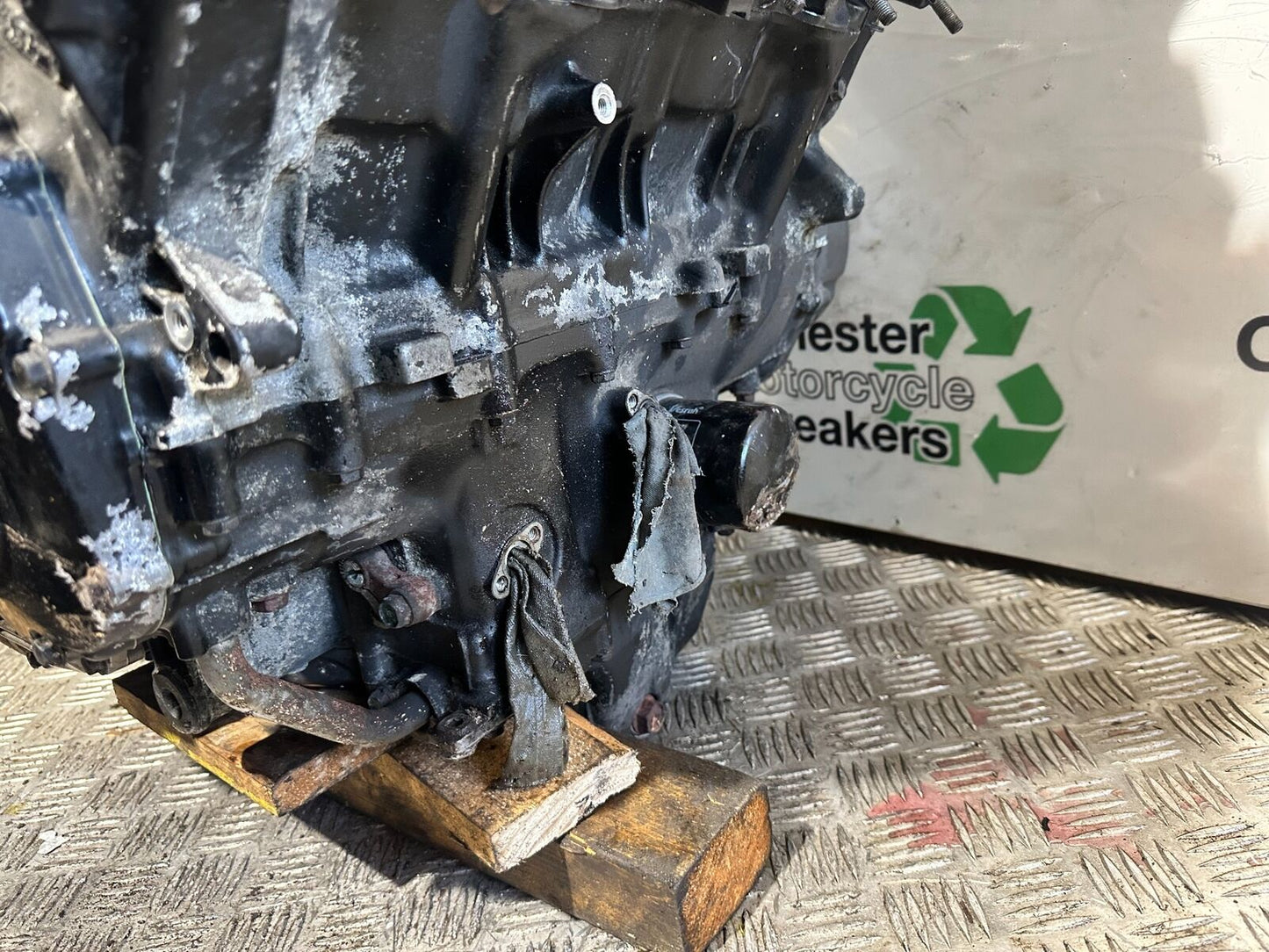 HONDA CBR1100 CBR 1100 XX INJECTION BLACKBIRD ENGINE YEAR 1999-2005 (CMB1103)