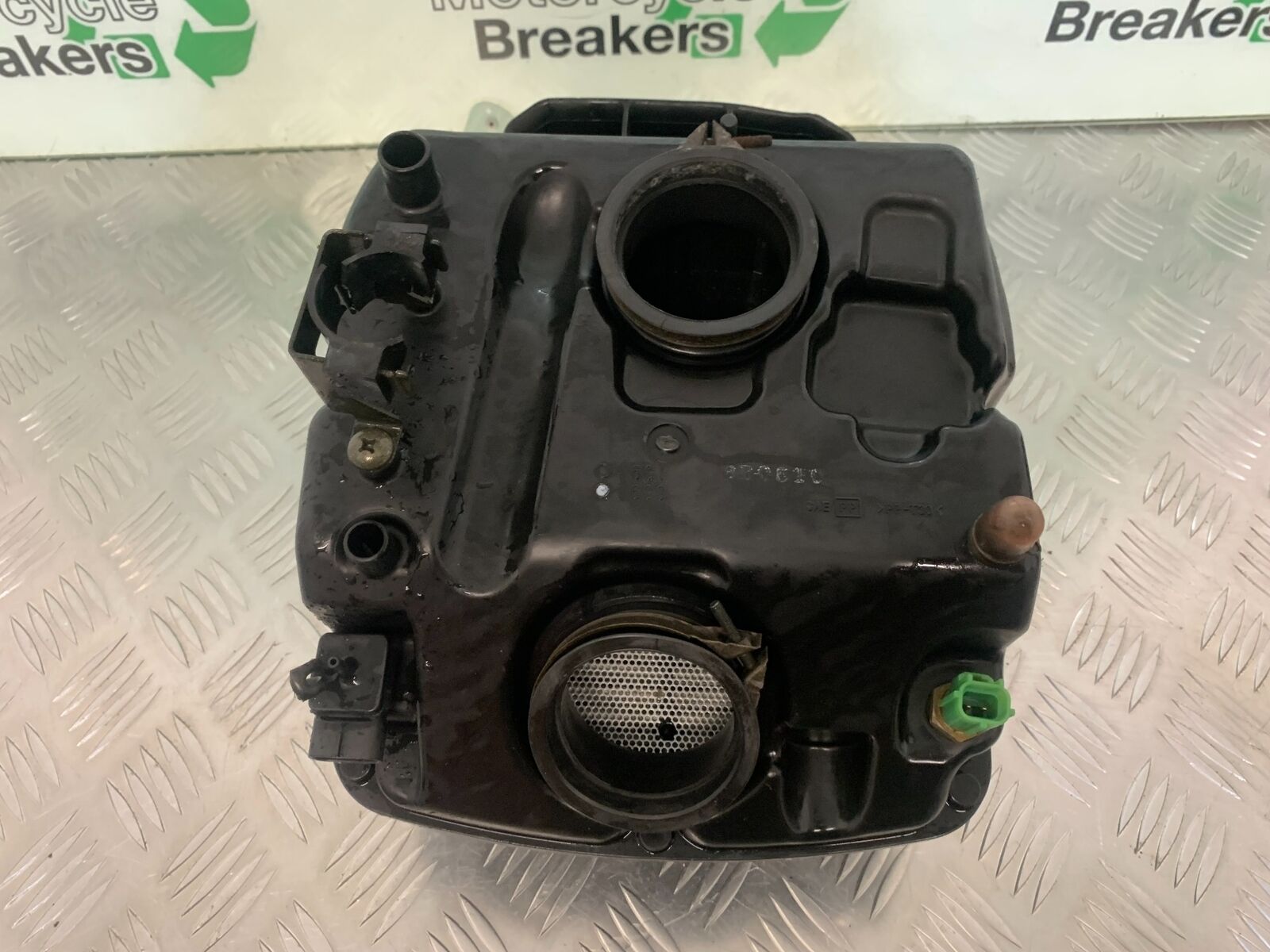 SUZUKI SV1000 SV 1000 K3 AIRBOX  YEAR 2004 (STOCK 970)