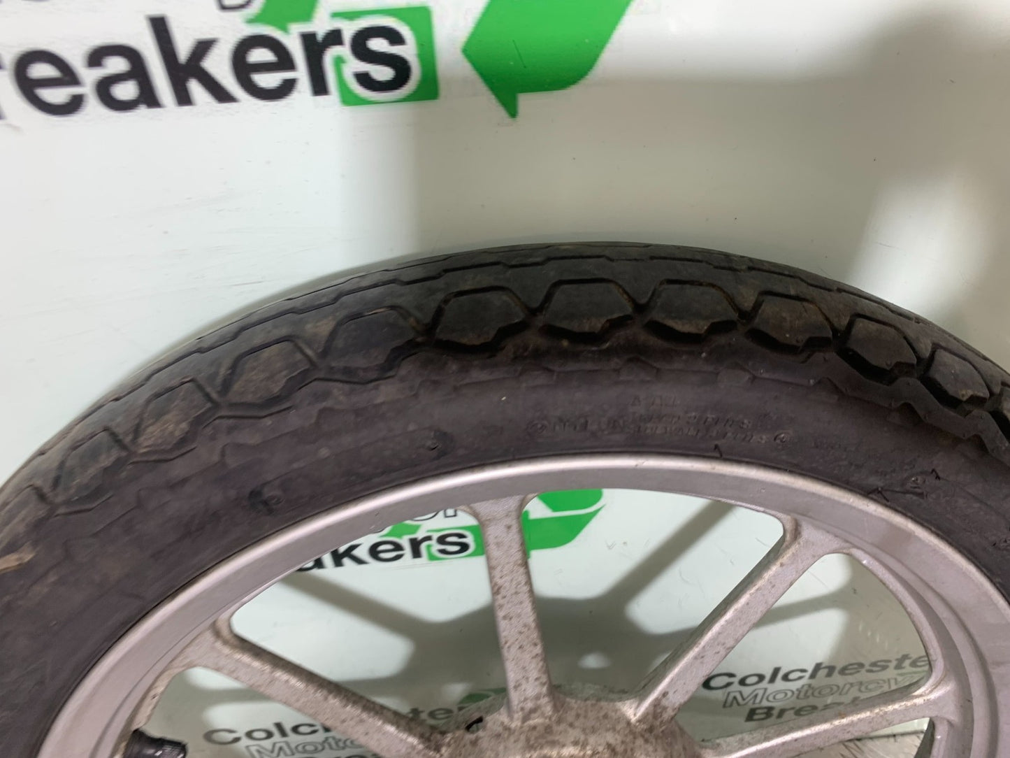 YAMAHA YBR125 CUSTOM FRONT WHEEL  YEAR 2008-2016 (CMB1192)
