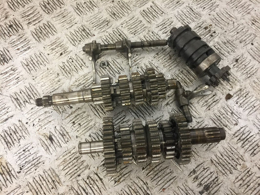 YAMAHA DTR125 DTR 125 DT125 R GEARBOX   YEAR 1992 (STOCK 712)