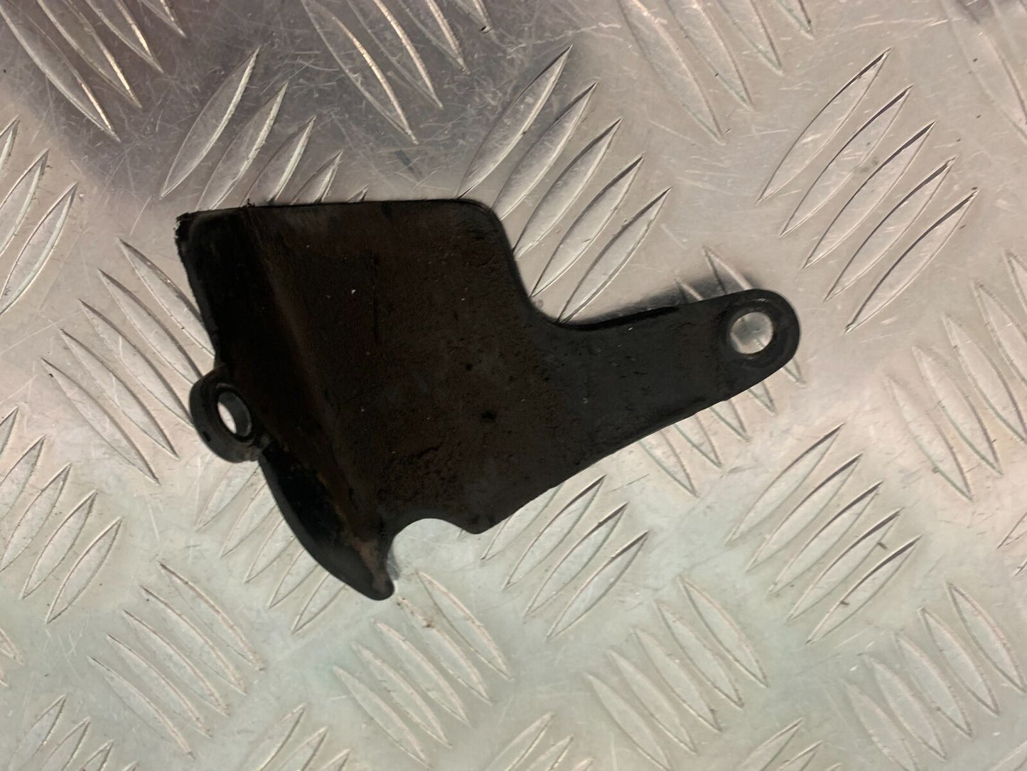 HONDA CBR 400 NC23 TRI-ARM CHAIN GUARD  YEAR YEAR 1987-89 (STOCK 969)