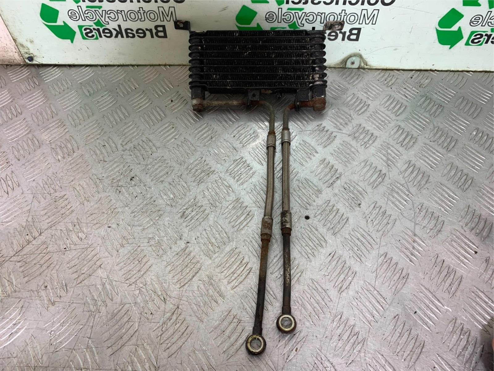 TRIUMPH 955I SPRINT RS OIL COOLER AND LINES   YEAR 1999-03 (CMB1313)