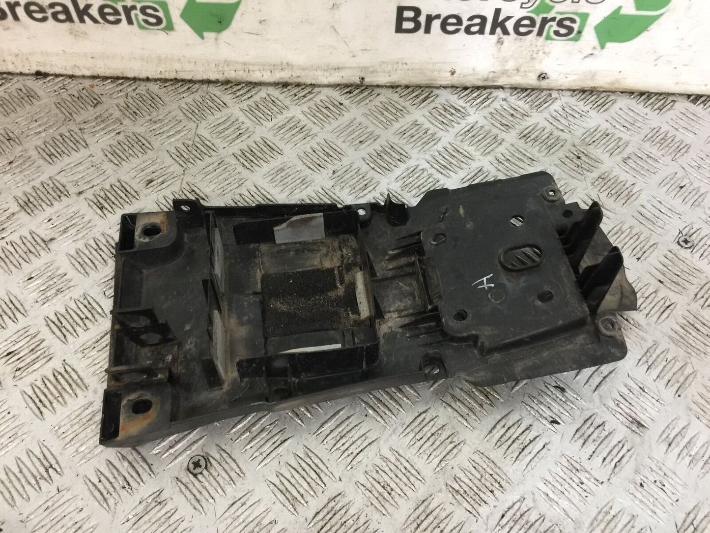 SUZUKI GSX-S 125 UNDERTRAY  YEAR 2017-2020  (STOCK 779)