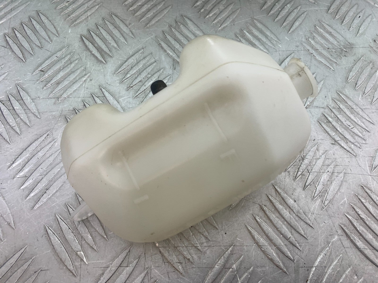 YAMAHA YZF R7 COOLANT BOTTLE  YEAR 2022-2025 (CMB1255)