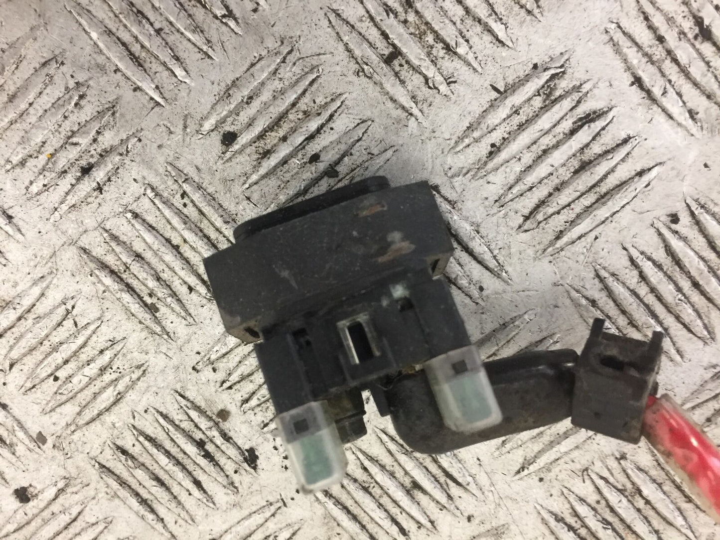 YAMAHA FZS1000 FAZER 1000 FZ1 STARTER SOLENOID YEAR 2000-05 (STOCK 714)