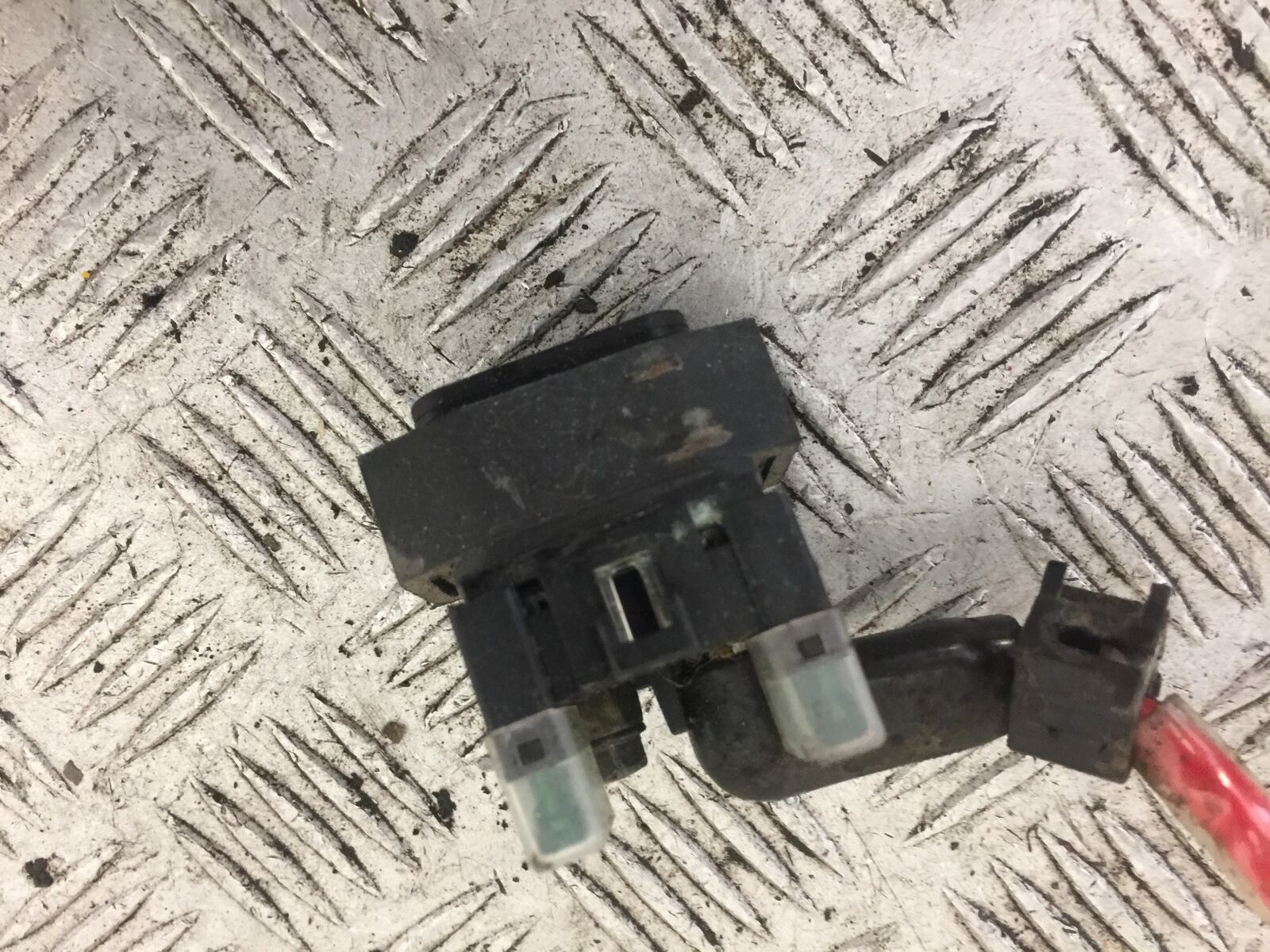 YAMAHA FZS1000 FAZER 1000 FZ1 STARTER SOLENOID YEAR 2000-05 (STOCK 714)
