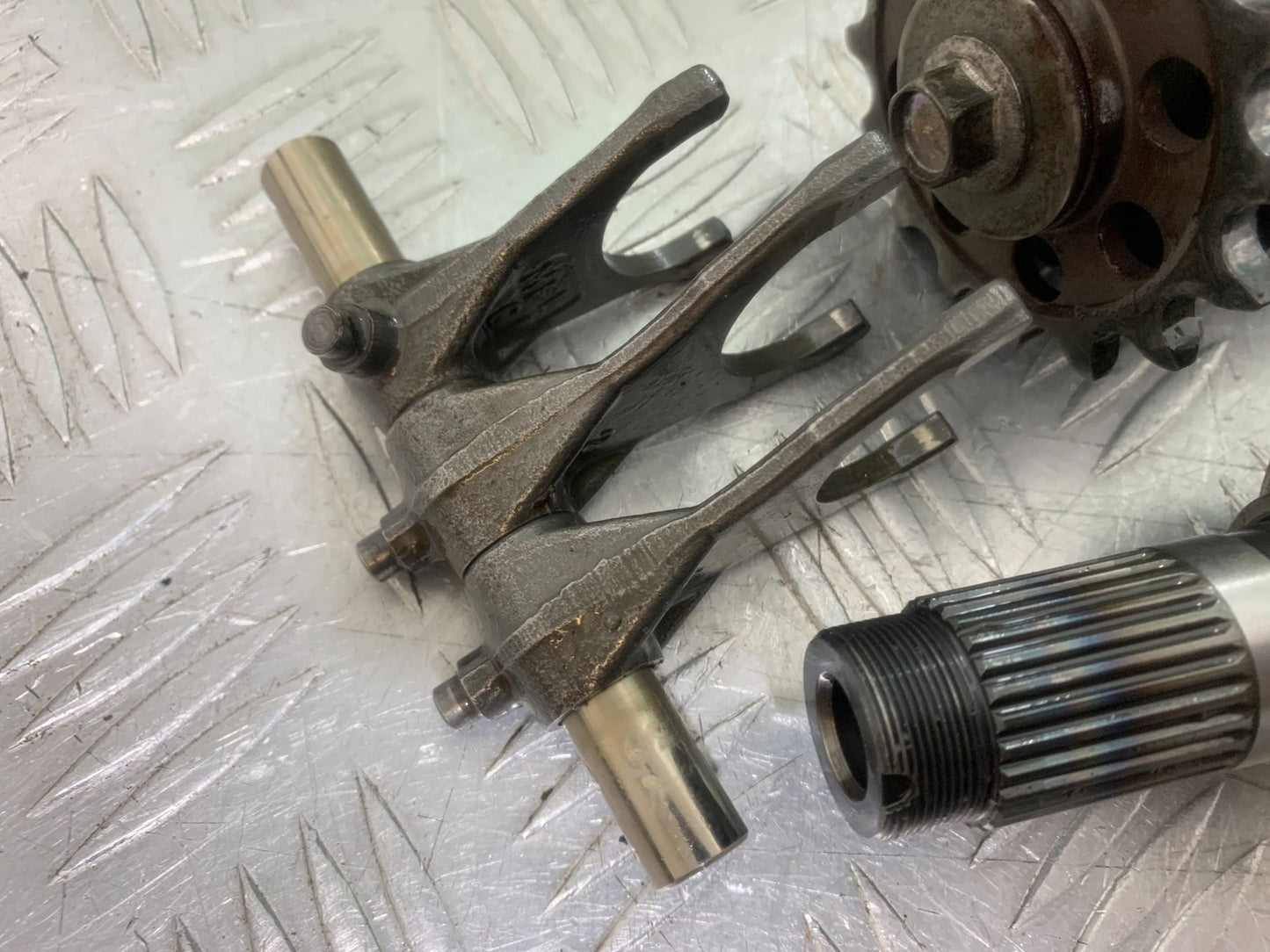 HONDA CBR1000 rr FIREBLADE GEARBOX  PISTONS  2008-2011 (CMB1253)