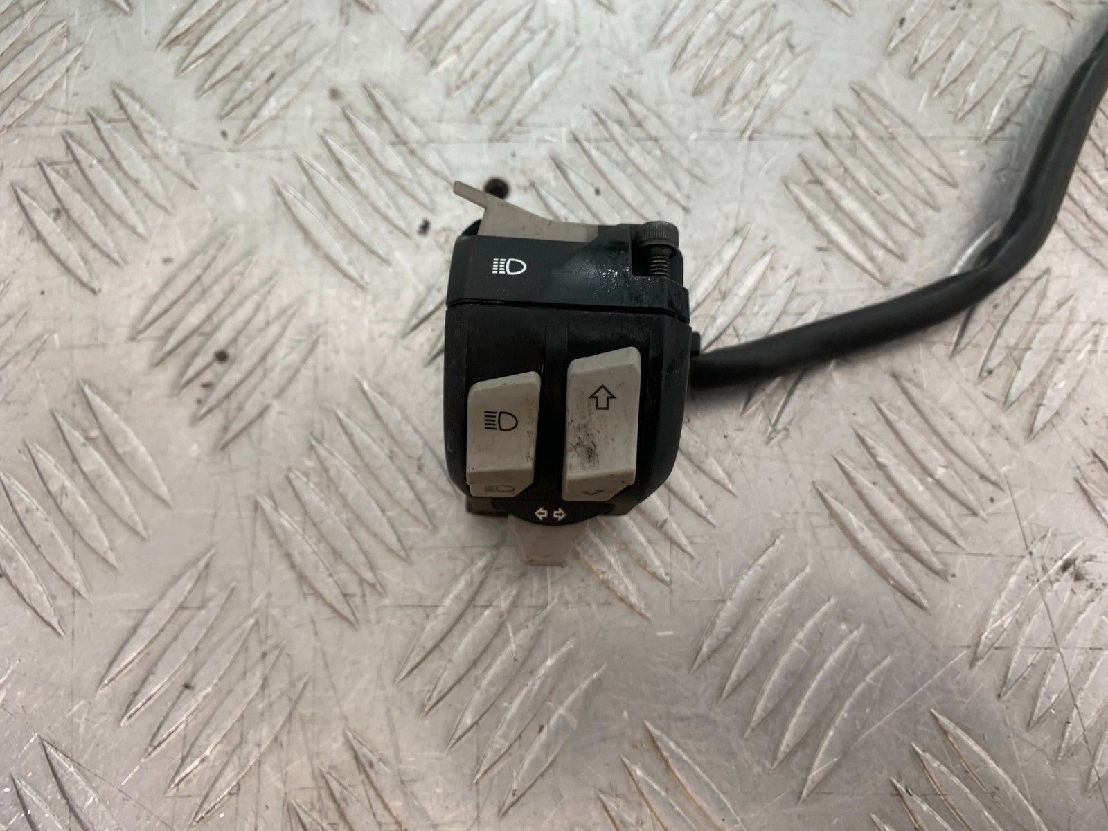 DUCATI 937 MONSTER LEFT SWITCH GEAR YEAR 2021-2024 (CMB1270)
