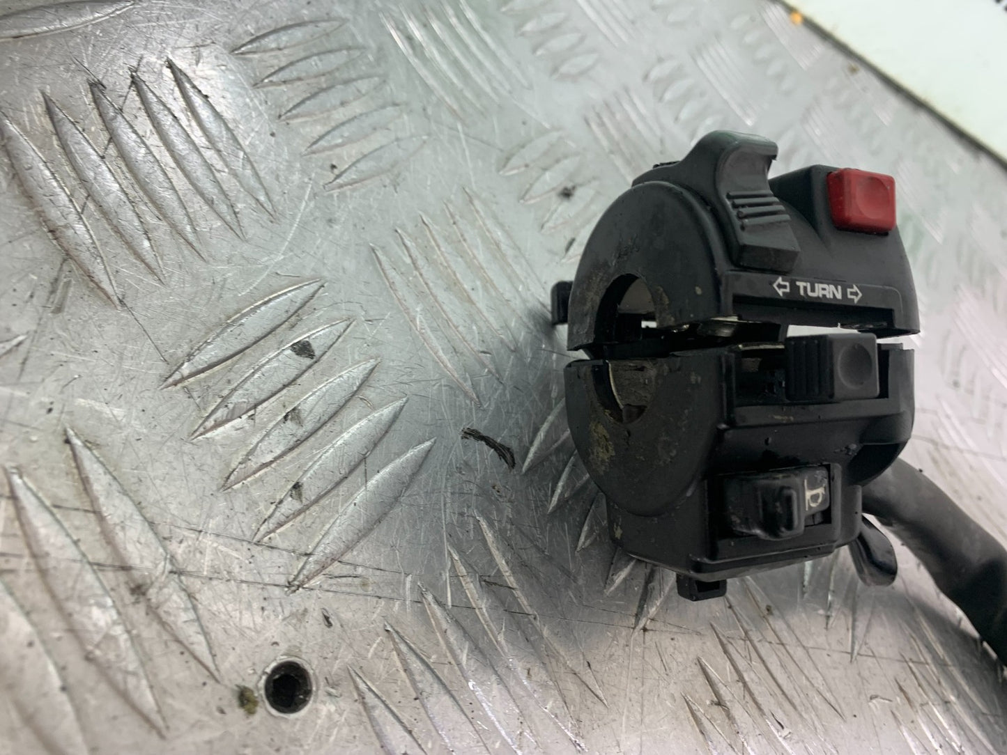 HONDA CBR1000 rr FIREBLADE LEFT SWICH GEAR  2008-2011 (CMB1253)