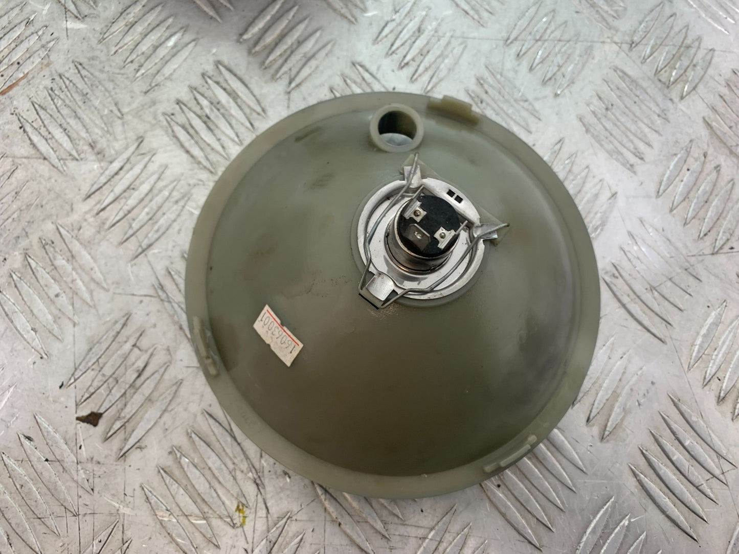 KAWASAKI VN1500 CLASSIC HEADLIGHT  YEAR 1999 -2006 (CMB1166)