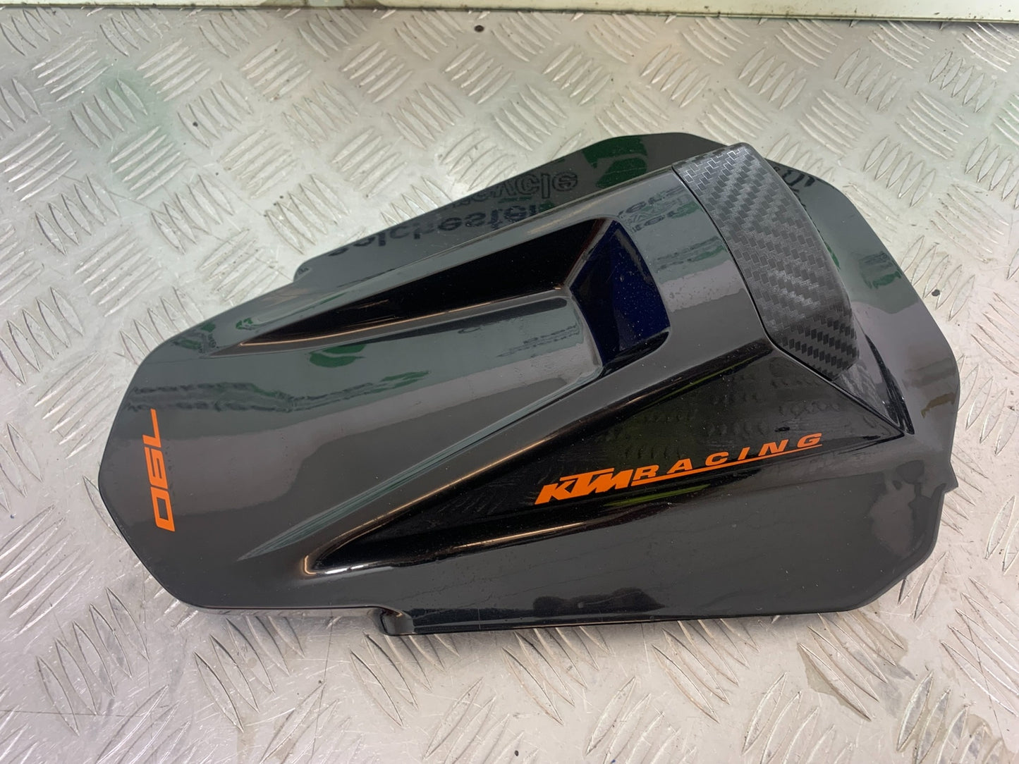 KTM 790 DUKE REAR SEAT COWL  YEAR 2018-2021  (CMB11150)