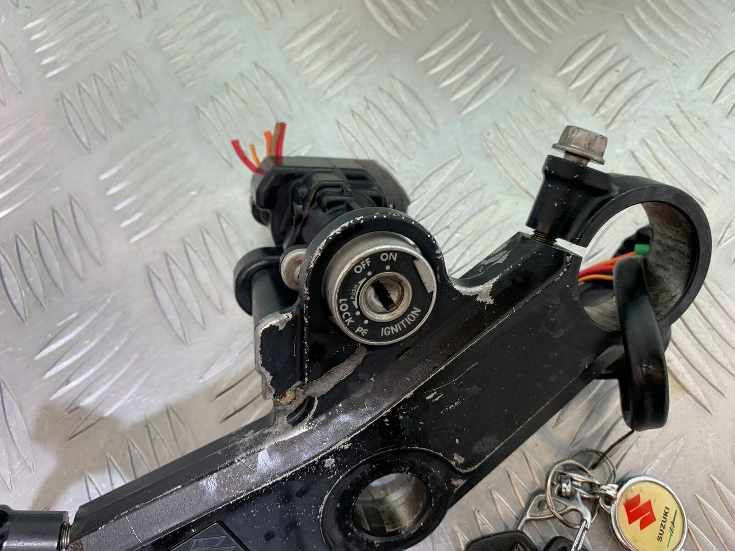 SUZUKI SV650 SV 650 LOCKS AND KEYS  YEAR 2003-2006 (CMB1014)