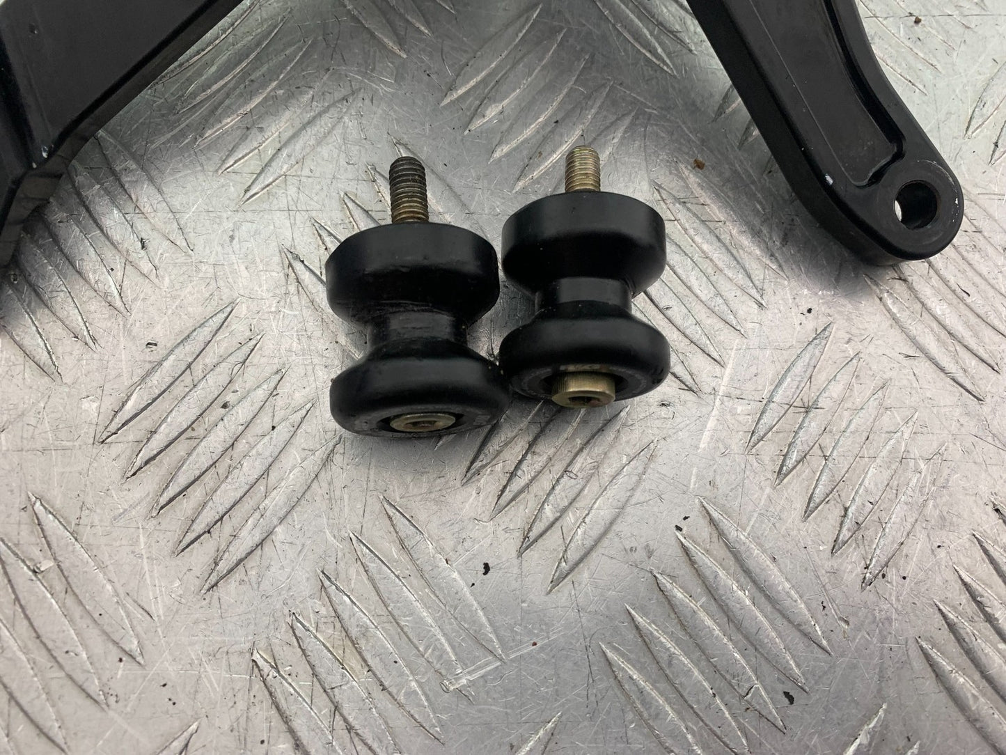 TRIUMPH 675 STREET TRIPLE RX R&G CRASH PROTECTORS   2015- 2017 (CMB1299)
