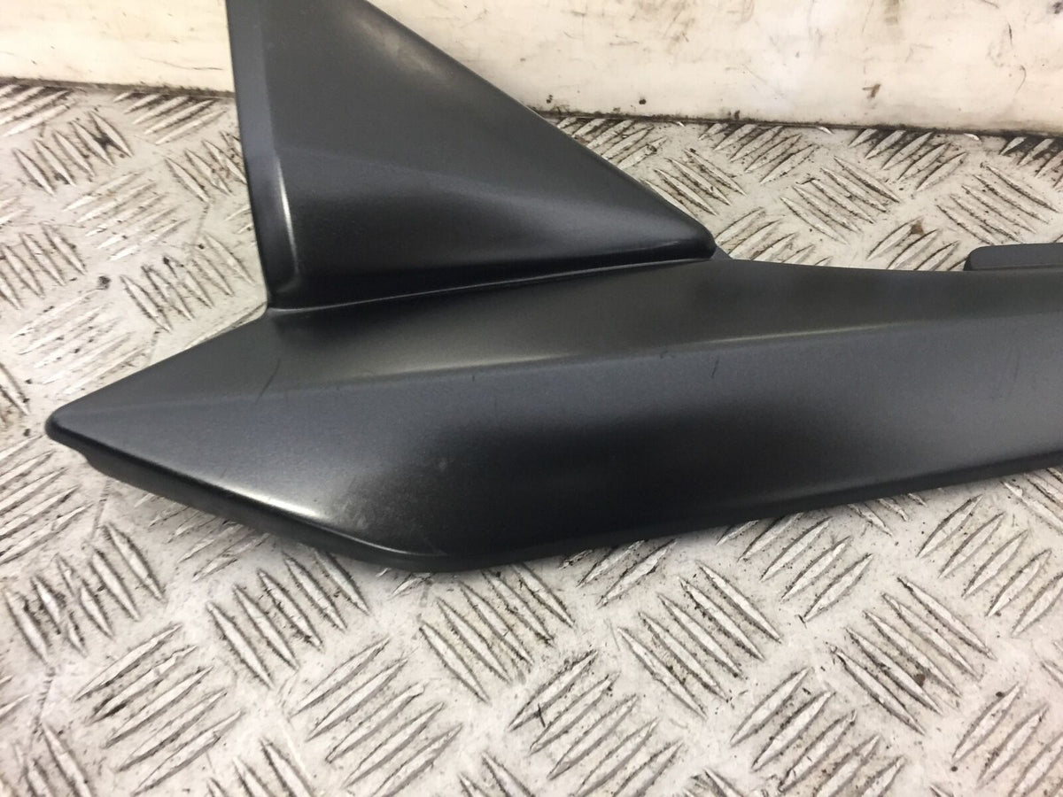 SUZUKI GSF1250 GSF 1250 K8 LEFT SIDE INFILL PANEL  YEAR 2009 (STOCK 431)