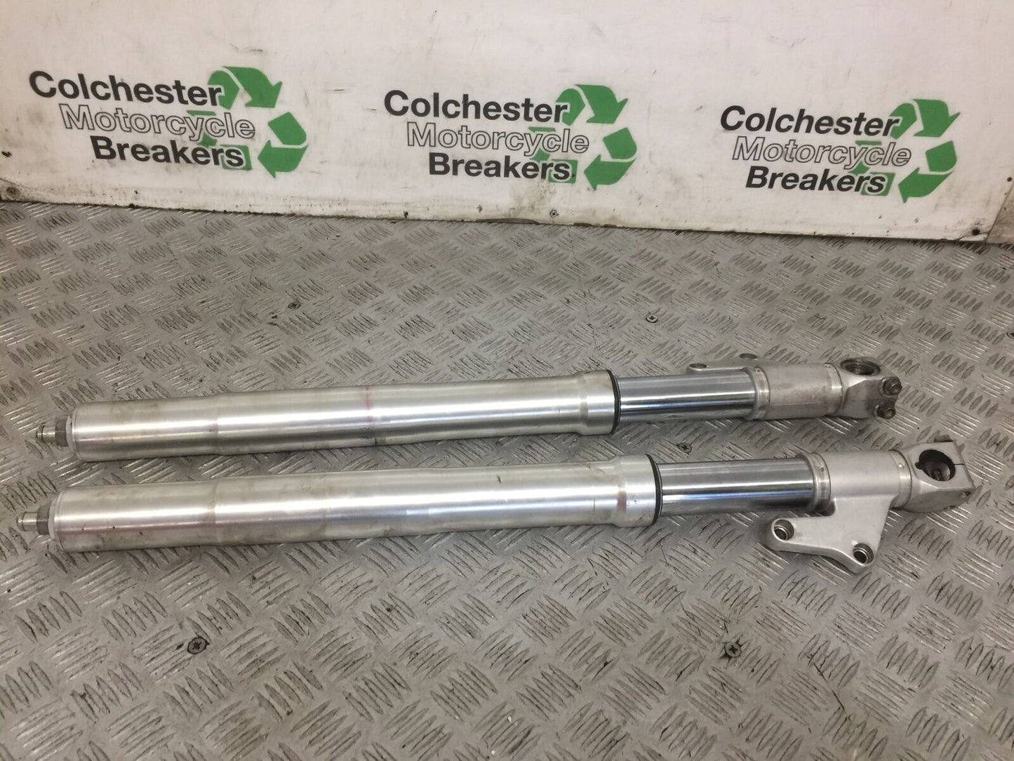 DUCATI MONSTER S4 916 FORKS   YEAR 2001 STOCK (755)