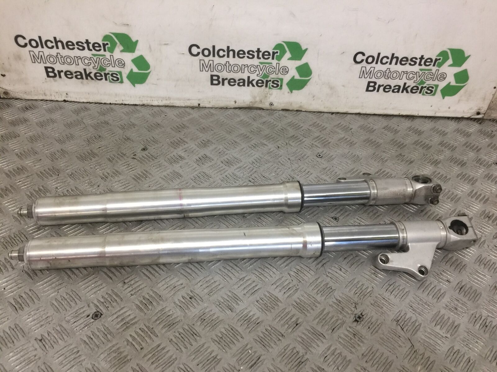 DUCATI MONSTER S4 916 FORKS   YEAR 2001 STOCK (755)