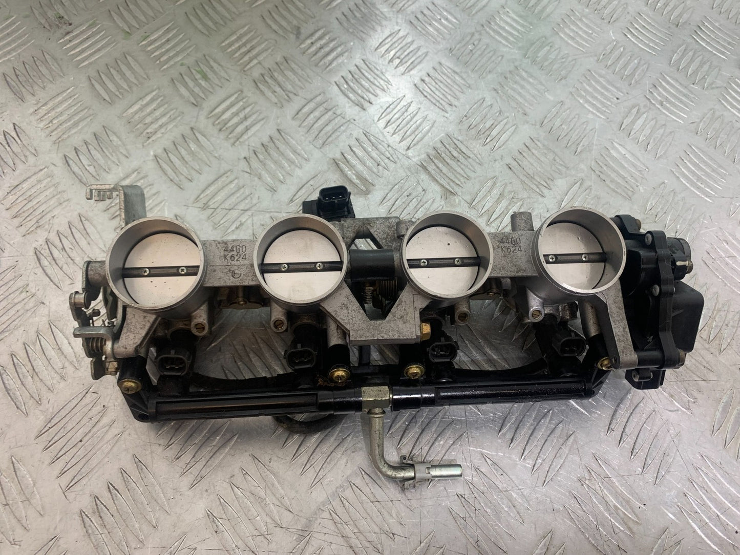 SUZUKI GSR600 GSR 600 THROTTLE BODIES    2006-2010 (CMB1177)