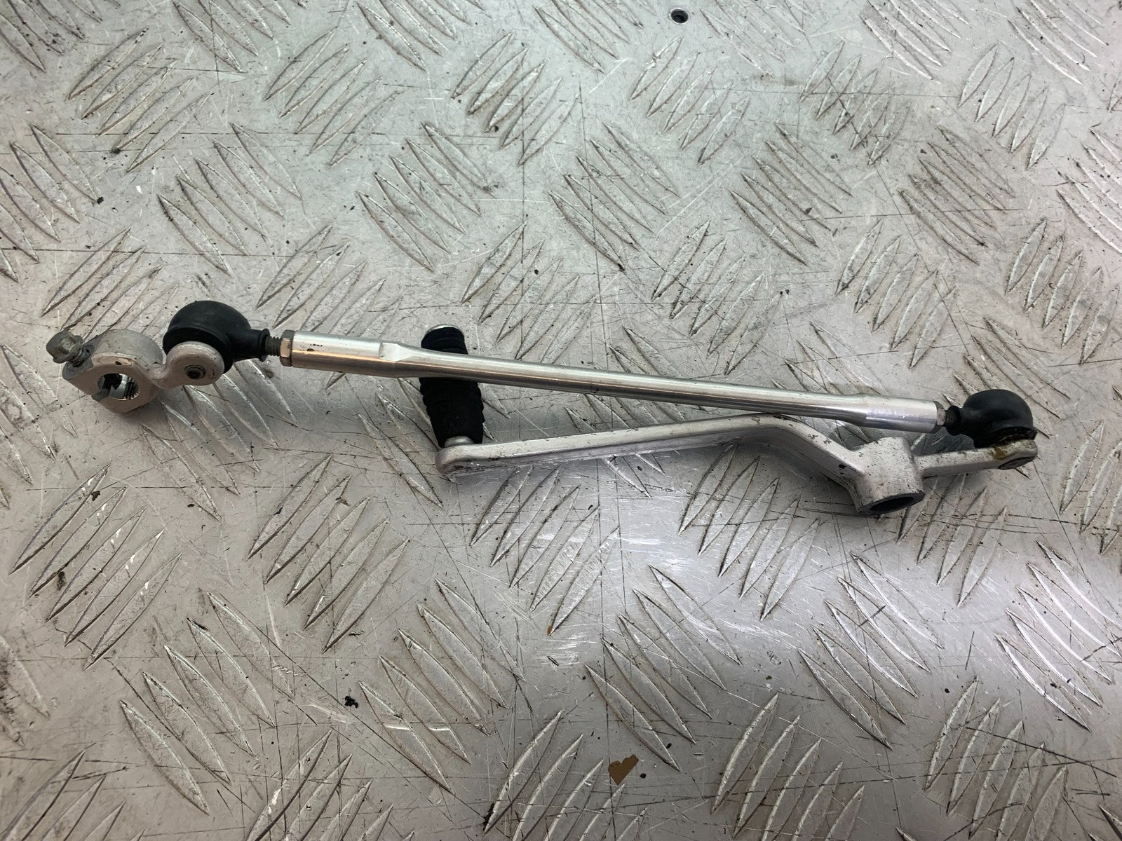 YAMAHA YZF R1 14 B BIG BANG GEAR LEVER  2009-14 (CMB1175)