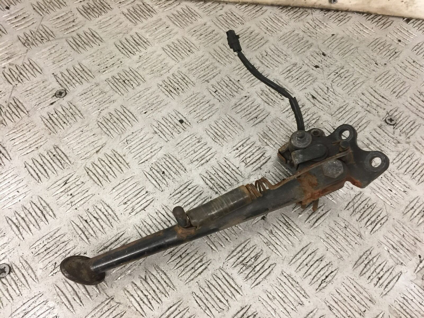 KAWASAKI ZX6R SIDE STAND  YEAR 2009-2012  (STOCK 897)