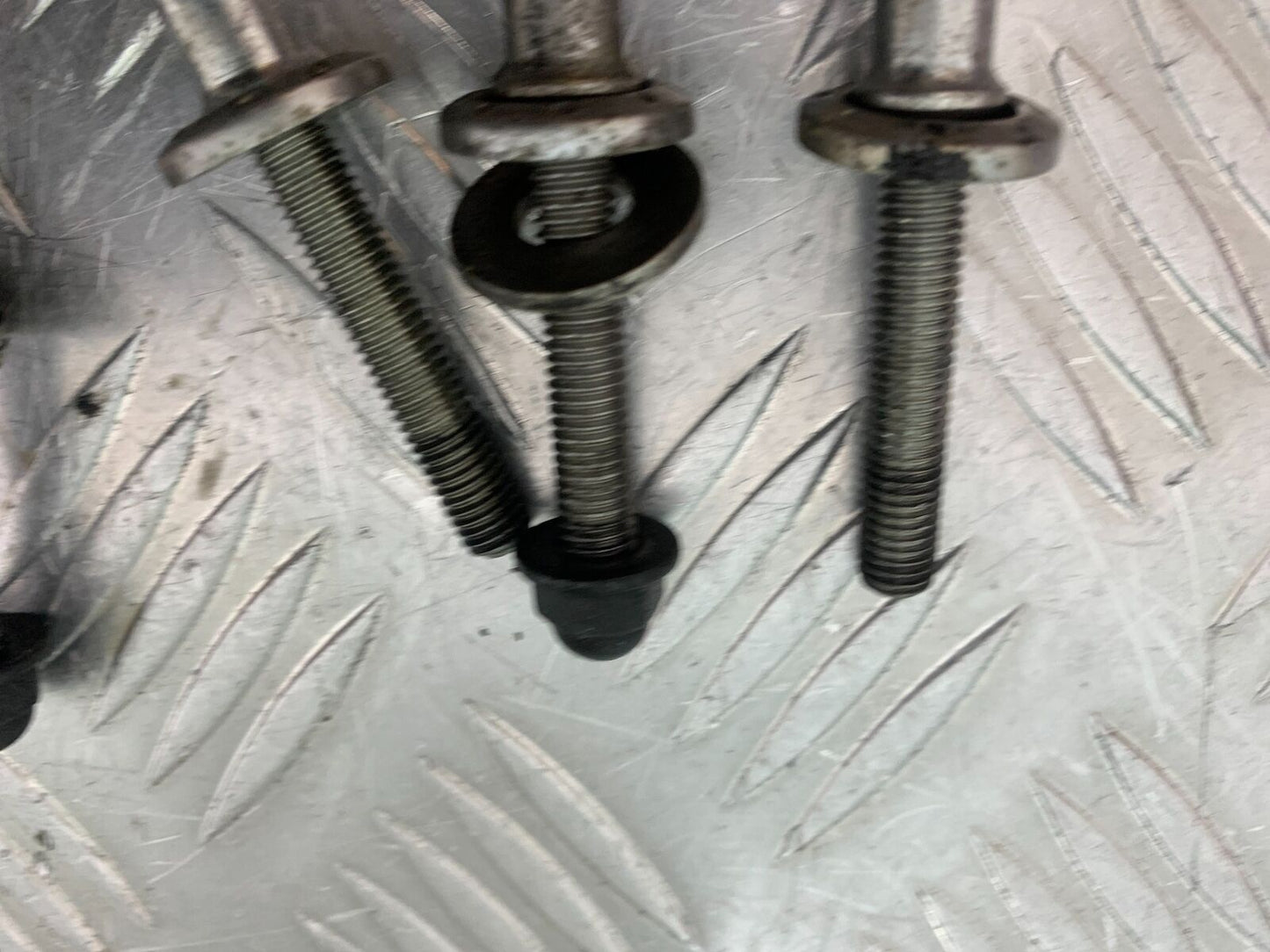 HONDA CBR1100 BLACKBIRD BUNGEE HOOKS  YEAR 1999-2005 (CMB1103)