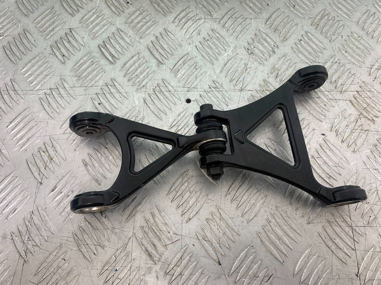 BMW K1300 S K 1300 S FRONT SHOCK LINKAGE   YEAR 2009-16 (CMB1216)