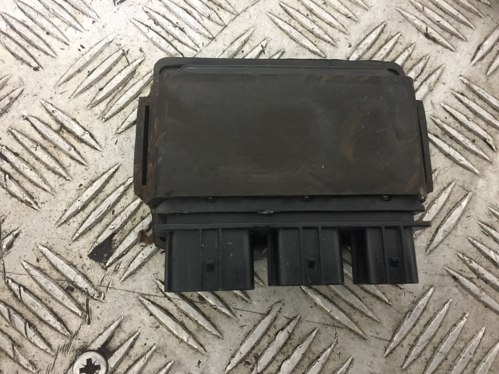 KAWASAKI VN 650 VULCAN MAIN RELAY   YEAR 2017-2021 (STOCK 705)