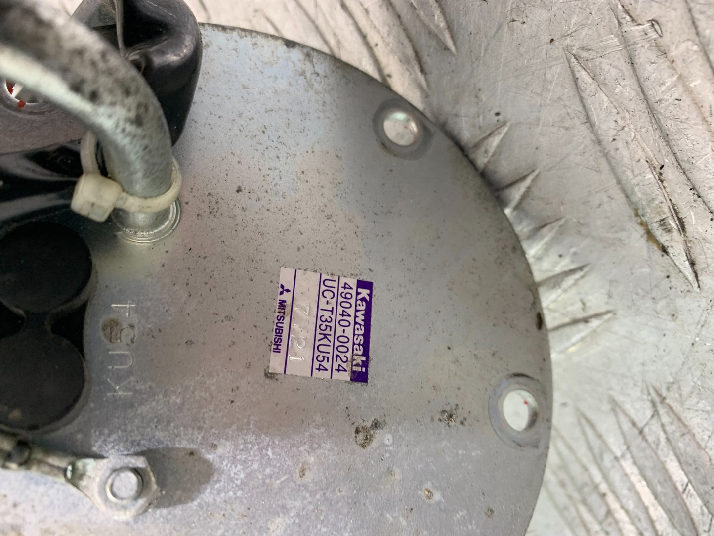 KAWASAKI GTR1400 GTR 1400 PETROL PUMP YEAR 2007-2009 (CMB1306)