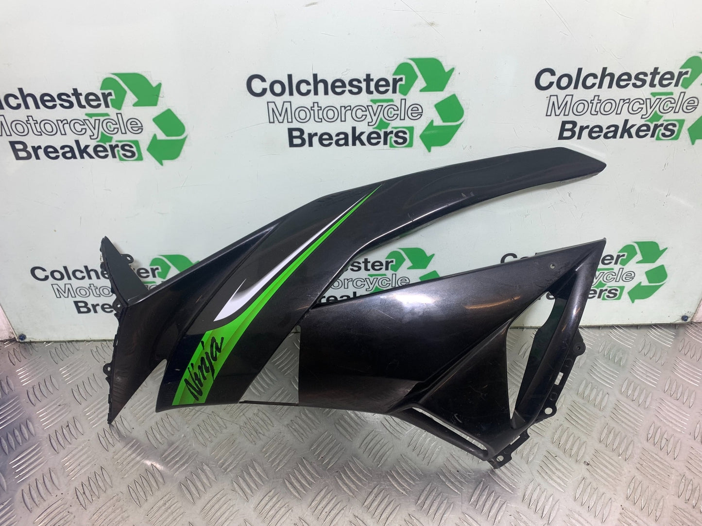 KAWASAKI ZX6R LEFT FAIRING PANEL  YEAR 2009-2012 (CMB1136)