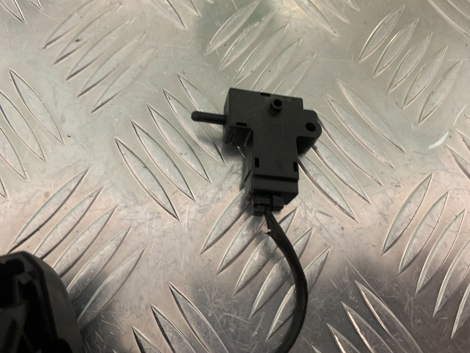TRIUMPH 765 STREET TRIPLE RS LEFT SWITCH GEAR   YEAR 2018-2021 (STOCK 968)