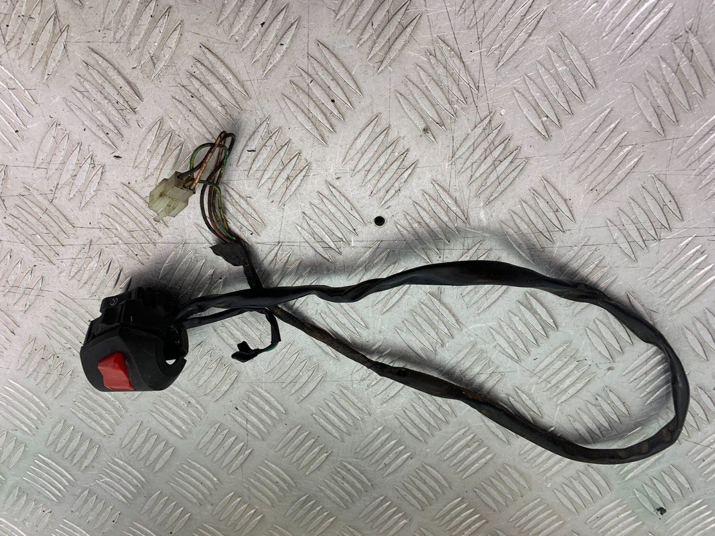 QINGQI QM125 GY-2B RIGHT SWITCH GEAR  YEAR 2016 (CMB1228)