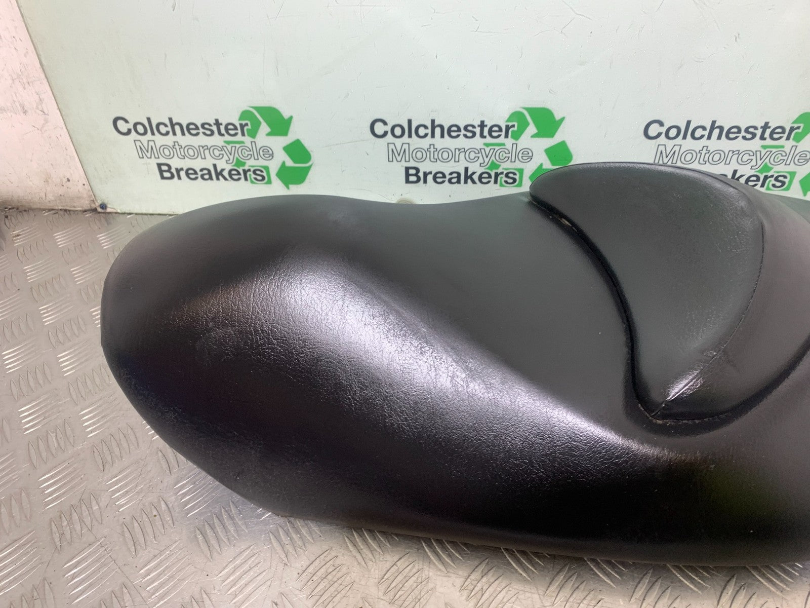 SUZUKI AN 200 UH 200 SEAT BURGMAN YEAR 2007-2009 (CMB1256)