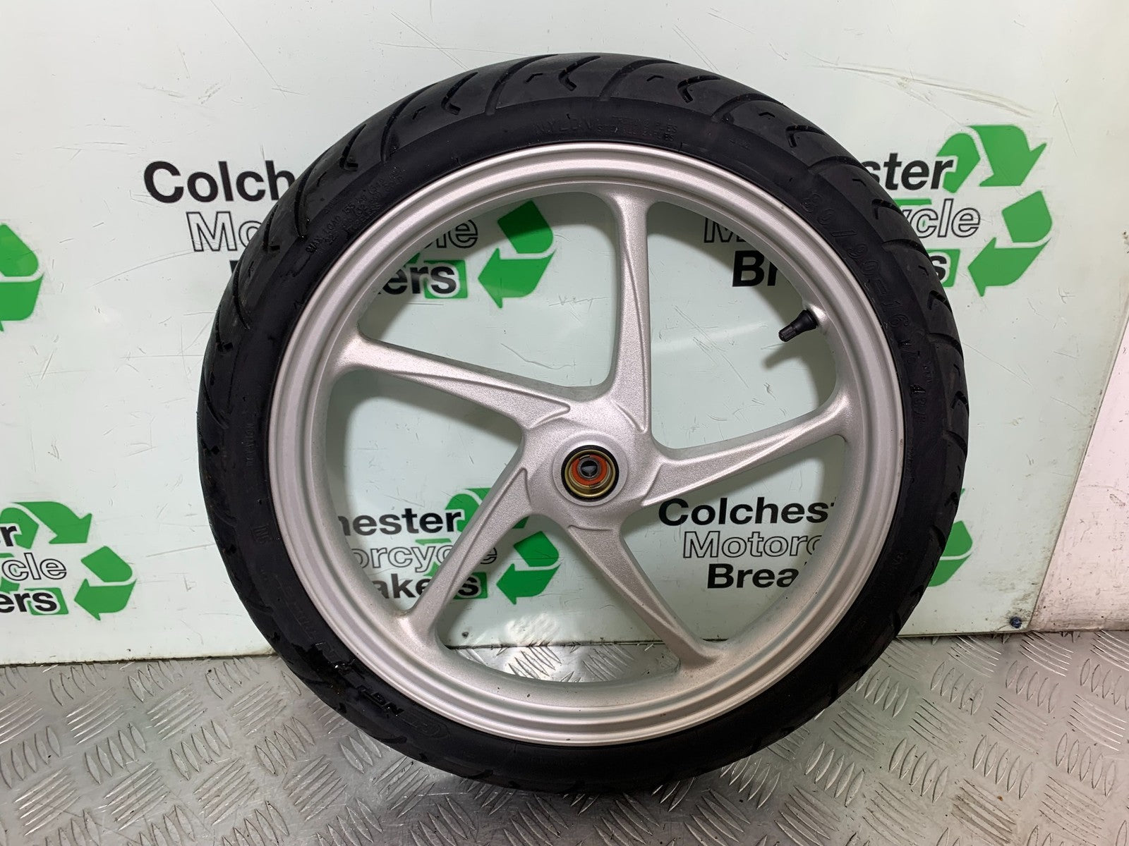 HONDA NSC110 VISION FRONT WHEEL  YEAR 2017-2020 (CMB1249)