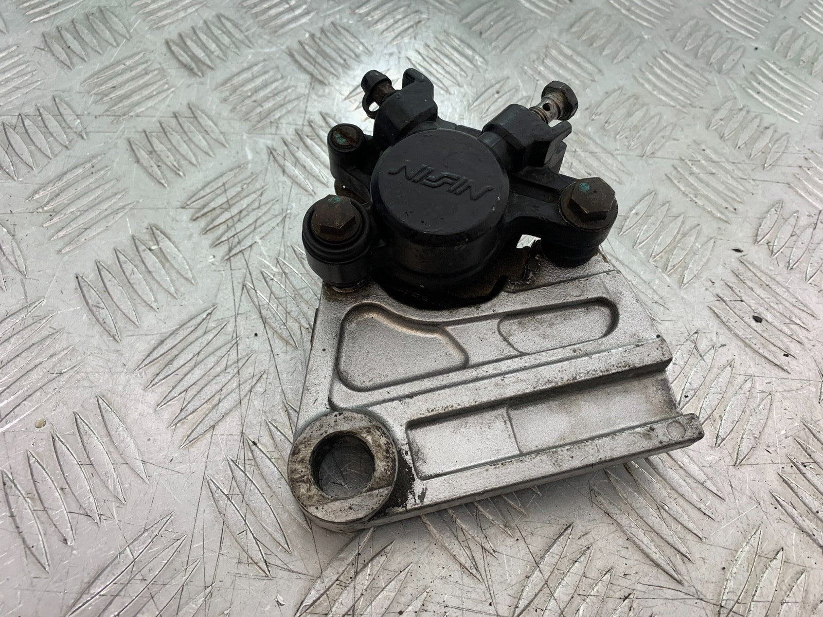 TRIUMPH 955i DAYTONA REAR BRAKE CALIPER YEAR 2002-2006 (CMB1229)