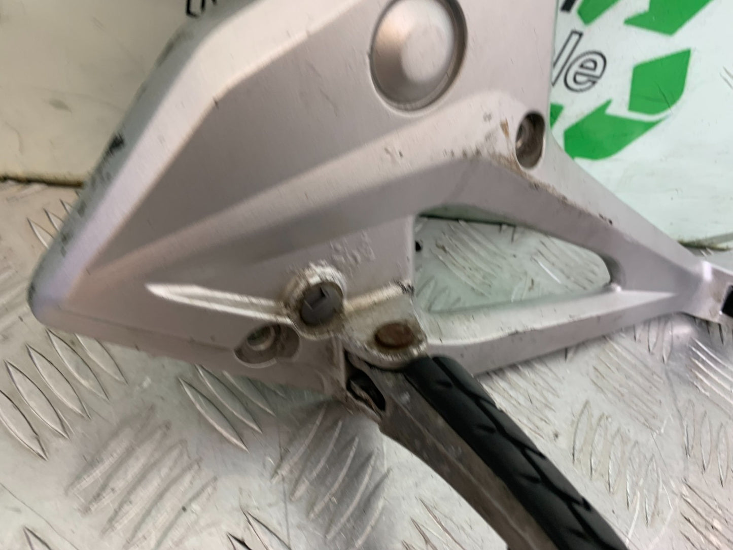 HONDA NC700 X  RIGHT HANGER AND PEGS YEAR 2012-2014 (CMB1327)