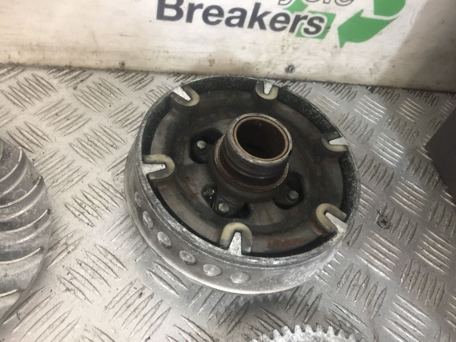 APRILIA 850 MANA AUTOMATIC CLUTCH PULLEY   YEAR 2007-2012 (STOCK 875)