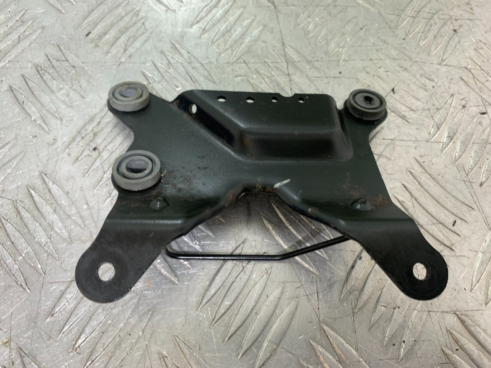 APRILIA SL750 SL 750 SHIVER SPEEDO MOUNTING BRACKET  YEAR 2008-2016 (CMB1242)