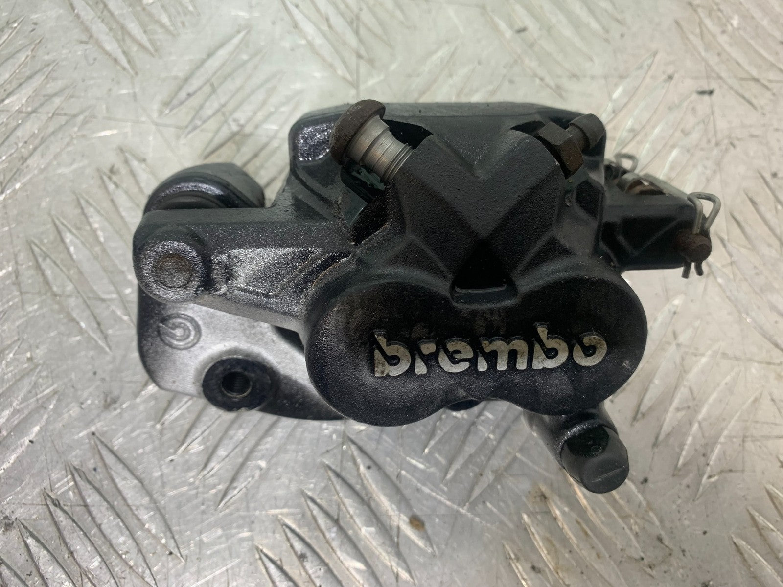 BMW R1200 R 1200 GS REAR BRAKE CALIPER  YEAR 2013-2016 (CMB1257)