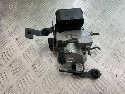 TRIUMPH TIGER 800 ABS PUMP YEAR 2011-2014 (CMB1113)
