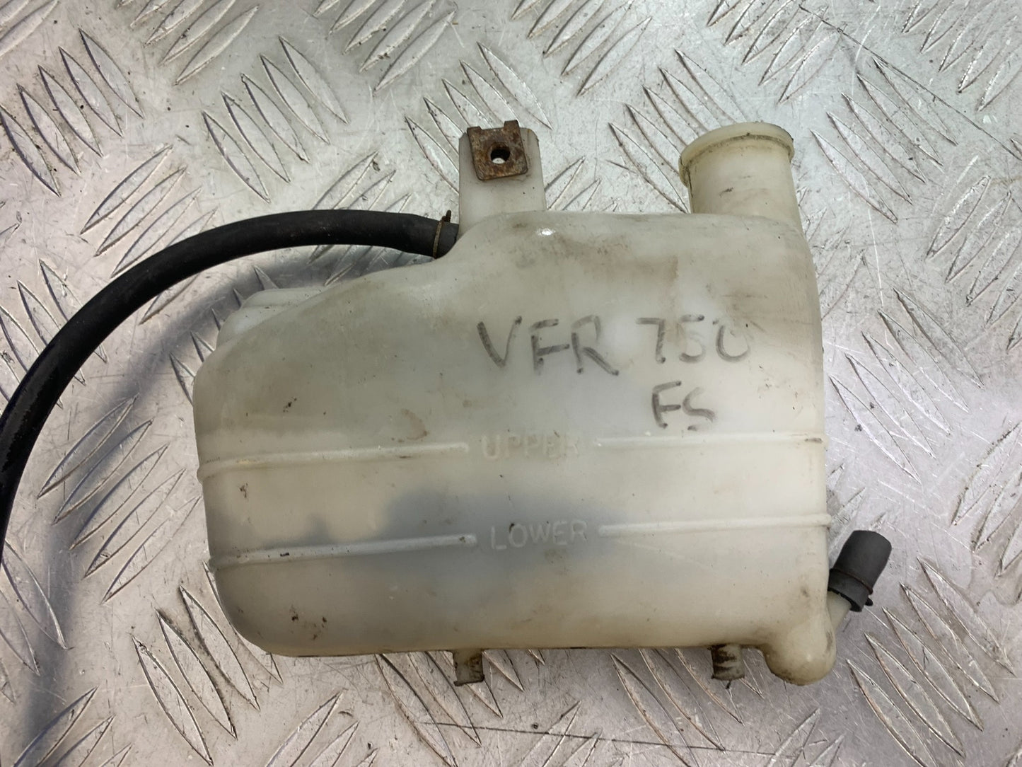 HONDA VFR750 VFR 750 F COOLANT BOTTLE   YEAR 1994-1997 (CMB1156)