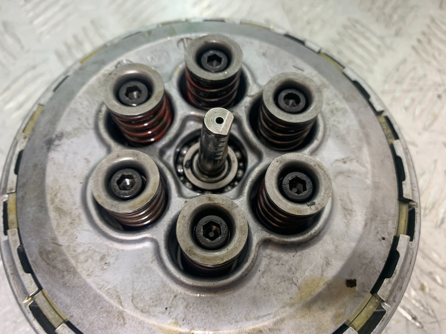 APRILIA TUONO 1000 V4R CLUTCH  YEAR 2011-13  (CMB1316)