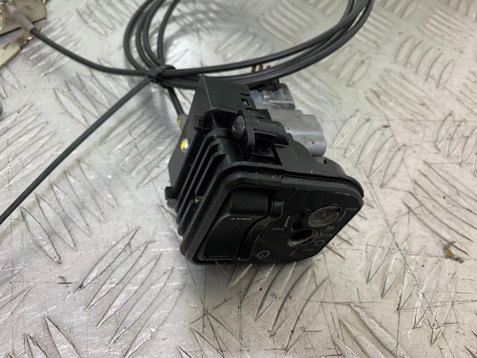 HONDA NSC110 VISION IGNITION SWITCH AND KEY   YEAR 2017-2020 (CMB1249)