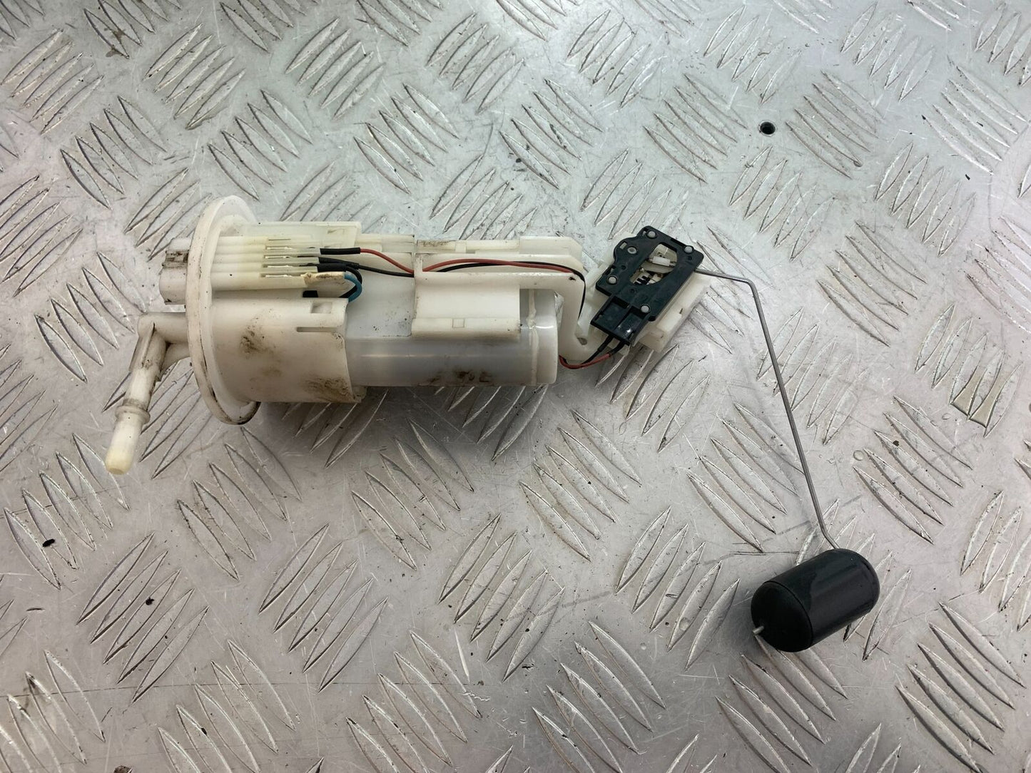 SUZUKI DL 650 V-STROM PETROL PUMP YEAR 2020 (CMB1117)