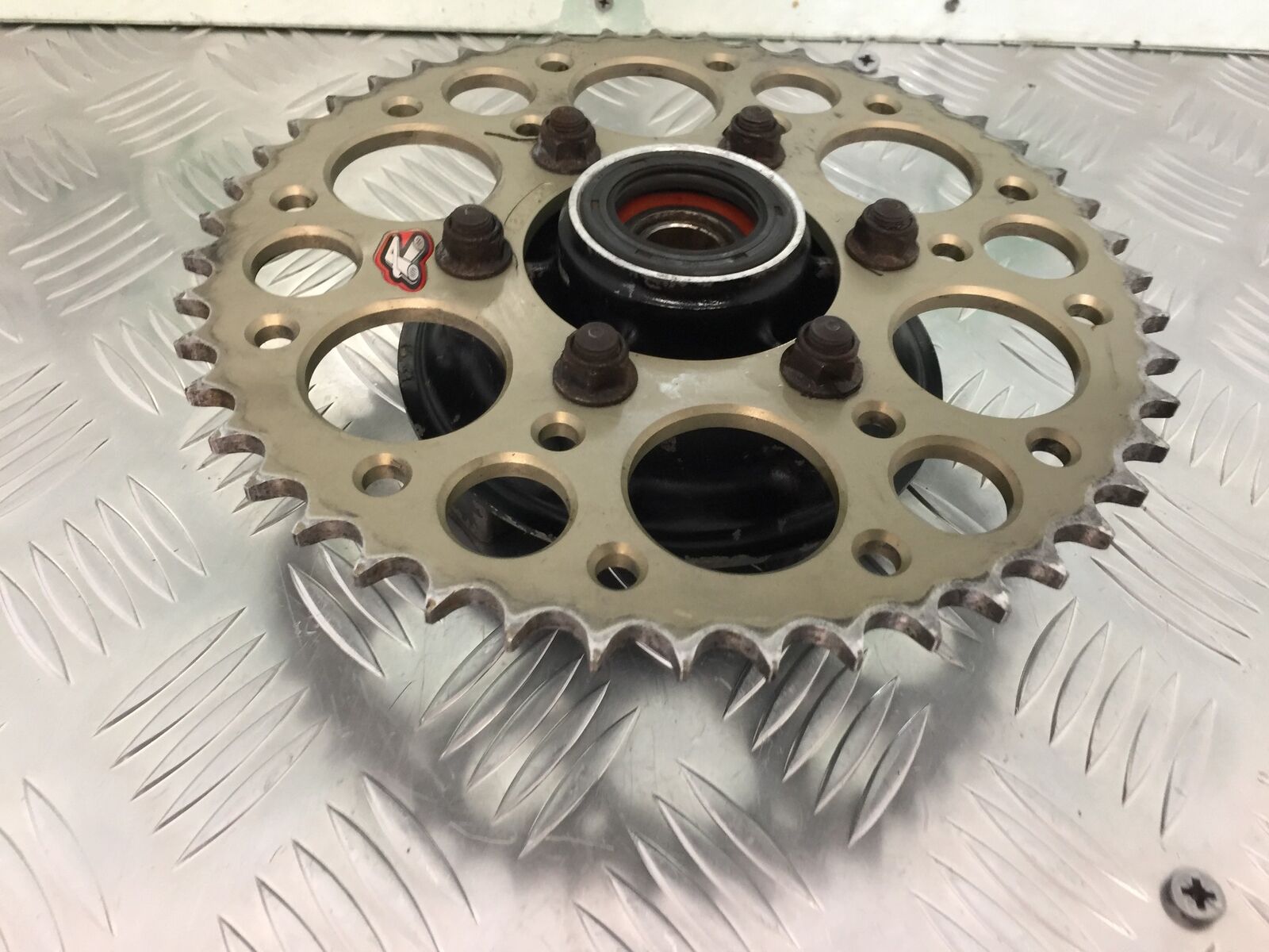 KAWASAKI ER6 N REAR SPROCKET CARRIER  YEAR 2009-2011  (STOCK 928)