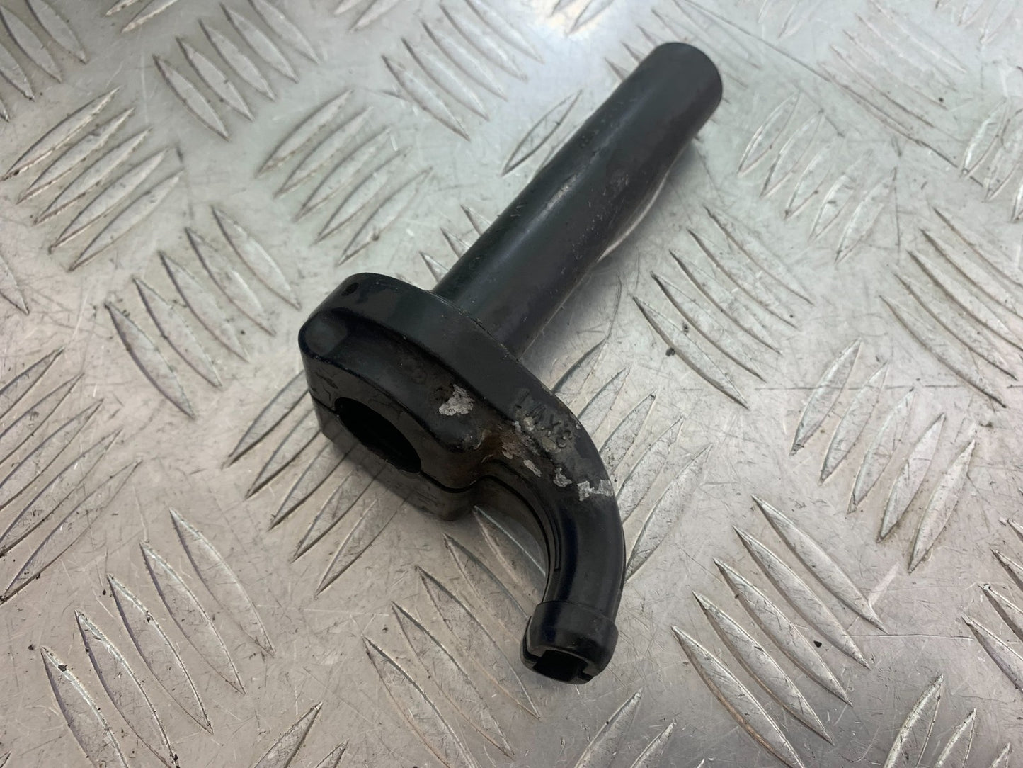 YAMAHA XJR1300 XJR 1300 THROTTLE AND GRIP  YEAR  1999-2003 (CMB1119)